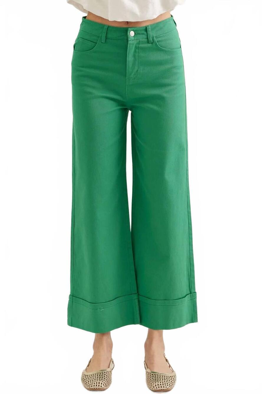 NEW ENTRO lucky clover ankle length pants in green